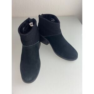 Tom’s Black Suede and Wool Ankle Boots Size 7